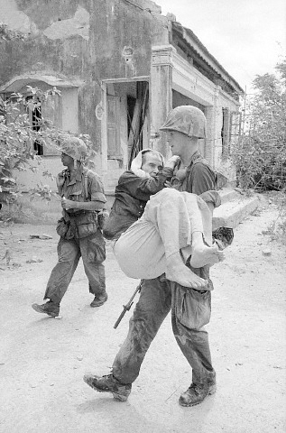 http://1.bp.blogspot.com/-iXZ_C3pIqEU/UDwF3jHJEBI/AAAAAAAACLA/B9xzkU-RBr0/s1600/Marine+Carries+Sick+Senior+Vietnamese.jpg http://1.bp.blogspot.com/-iXZ_C3pIqEU/UDwF3jHJEBI/AAAAAAAACLA/B9xzkU-RBr0/s1600/Marine+Carries+Sick+Senior+Vietnamese.jpg