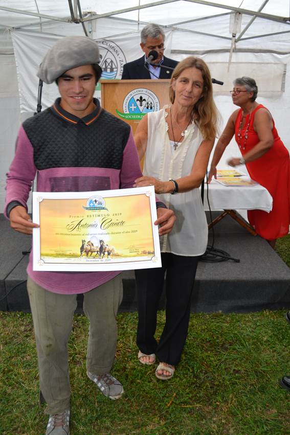 Descripción: C:\Users\Mi Pc\Desktop\fotos premio 2019\DSC_0707.JPG