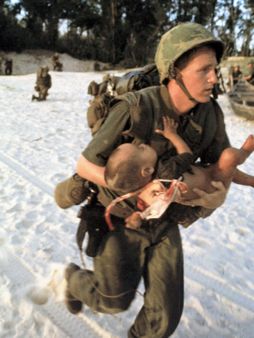 http://2.bp.blogspot.com/-nurtpGUgZIA/UDdCZl0aMQI/AAAAAAAABto/97I_HneMy9s/s1600/paul-schutzer-us-marine-medic-running-along-beach-with-injured-vietnamese-infant-under-fire-during-vietnam-war.jpg http://2.bp.blogspot.com/-nurtpGUgZIA/UDdCZl0aMQI/AAAAAAAABto/97I_HneMy9s/s1600/paul-schutzer-us-marine-medic-running-along-beach-with-injured-vietnamese-infant-under-fire-during-vietnam-war.jpg