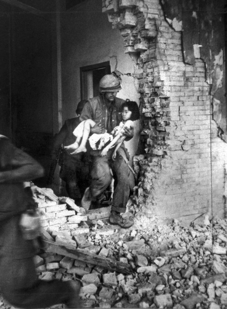 http://2.bp.blogspot.com/-xHUAOhFHuCk/UDHeeEHOpAI/AAAAAAAAAvo/TfKfhZrb66Y/s1600/wounded+Vietnamese+child+from+the+ruins+of+a+home+in+Hue.jpg http://2.bp.blogspot.com/-xHUAOhFHuCk/UDHeeEHOpAI/AAAAAAAAAvo/TfKfhZrb66Y/s1600/wounded+Vietnamese+child+from+the+ruins+of+a+home+in+Hue.jpg