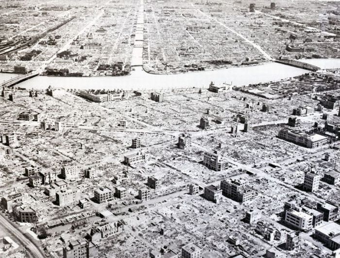 How the Cities Have Changed (55 pics) How the Cities Have Changed (55 pics)