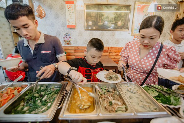 Quán chay từ thiện độc nhất vô nhị ở Sài Gòn: Ăn tuỳ bụng trả tiền… tuỳ tâm - Ảnh 18.