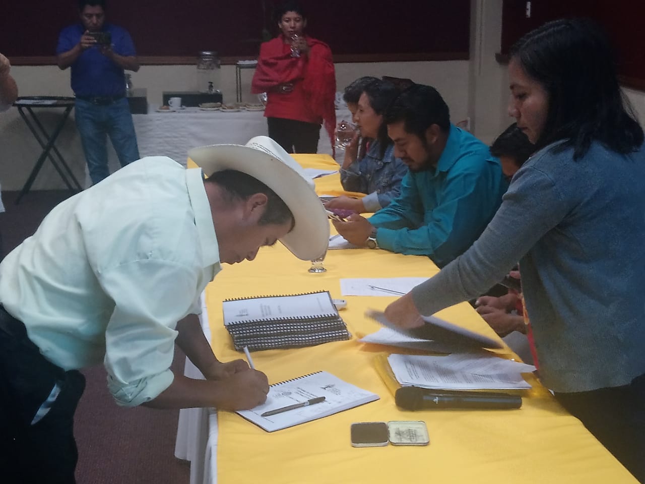 En Oaxaca persiste violación de derechos en pueblos consultados