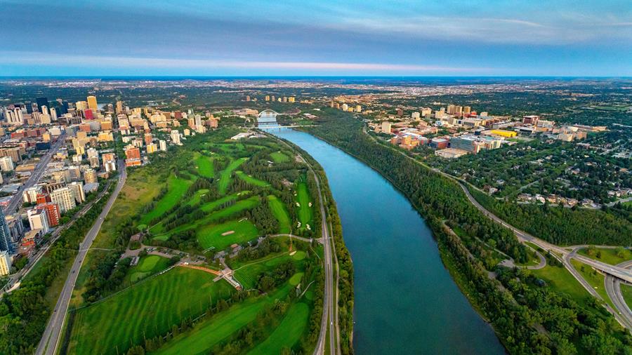 An aerial photograph of the University of Alberta and downtown Edmonton across the North Saskatchewan River. (Photo: Richard Siemens)