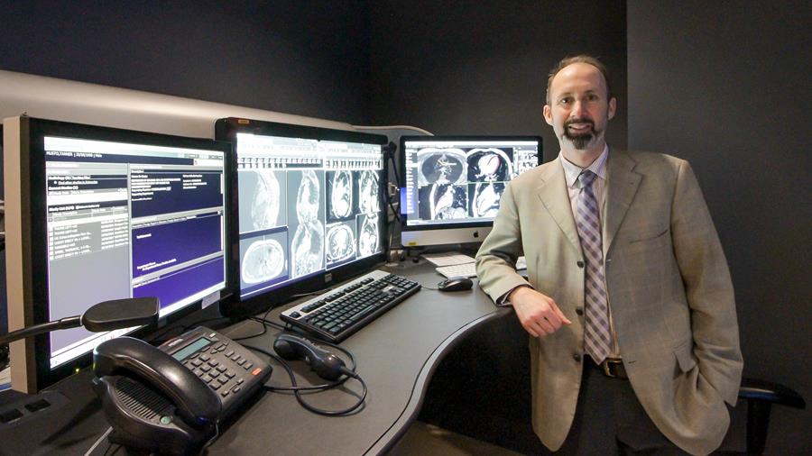 Ian Paterson is leading a new study involving COVID-19 patients in Alberta. The research team is using new MRI techniques it developed to learn more about how the disease affects vital organs including the heart, lungs and brain. (Photo: Jordan Carson)