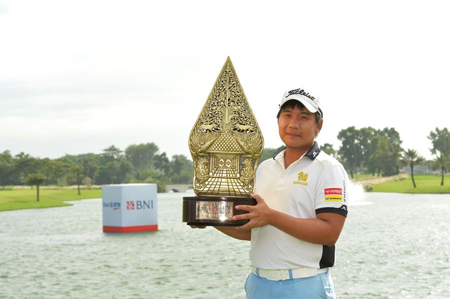 Poom Saksansin of Thailand
