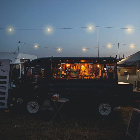 Thousands of old laptop batteries used to power coffee van