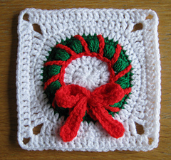 Christmas_wreath_square_small