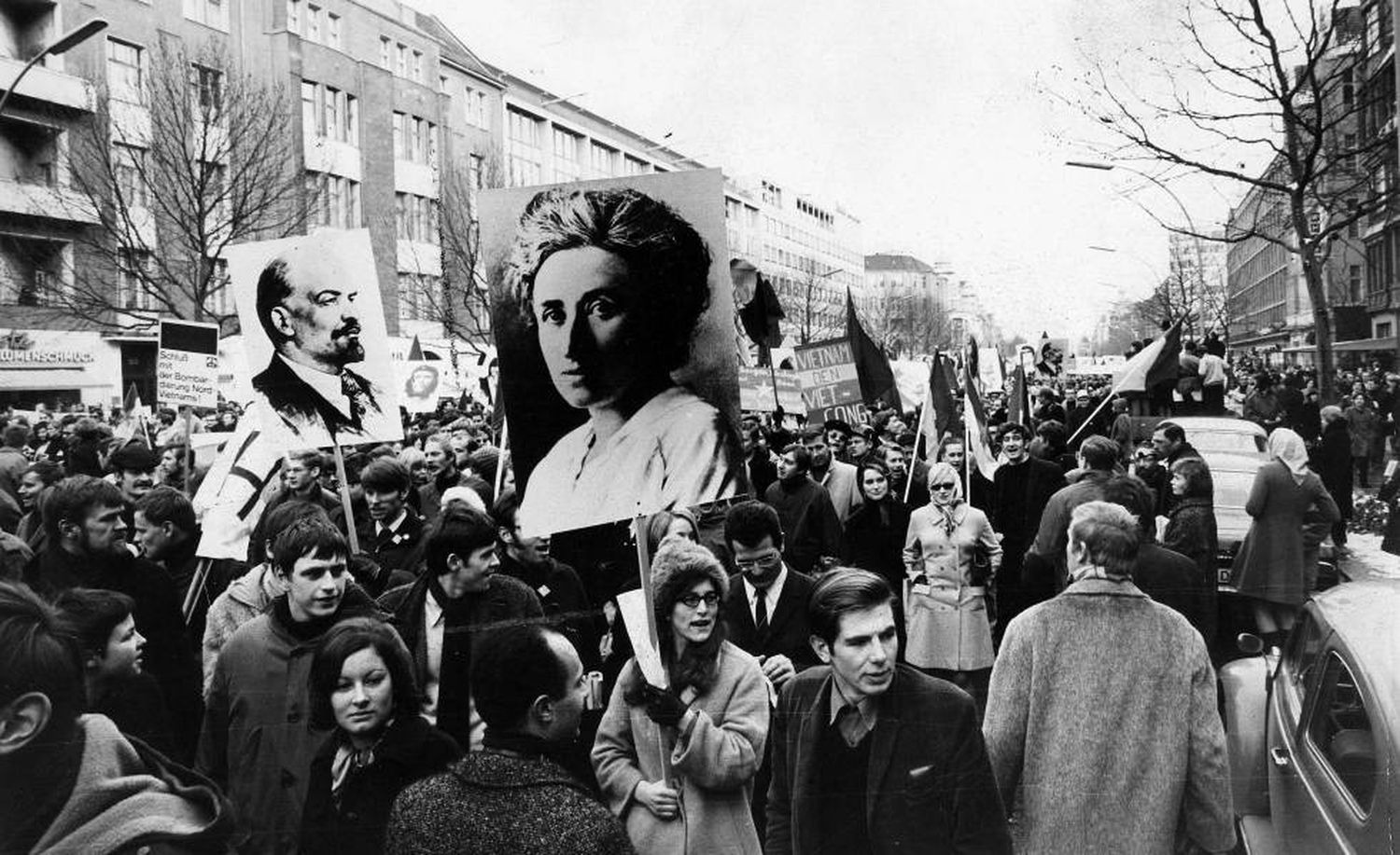 Rosa Luxembrugo 150 anos