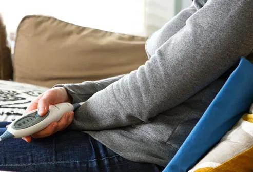 Fun,Entertainment,Wallpapers, Videos, Jokes & mOre Only @ MumbaiRock Click Here if You cant see Images