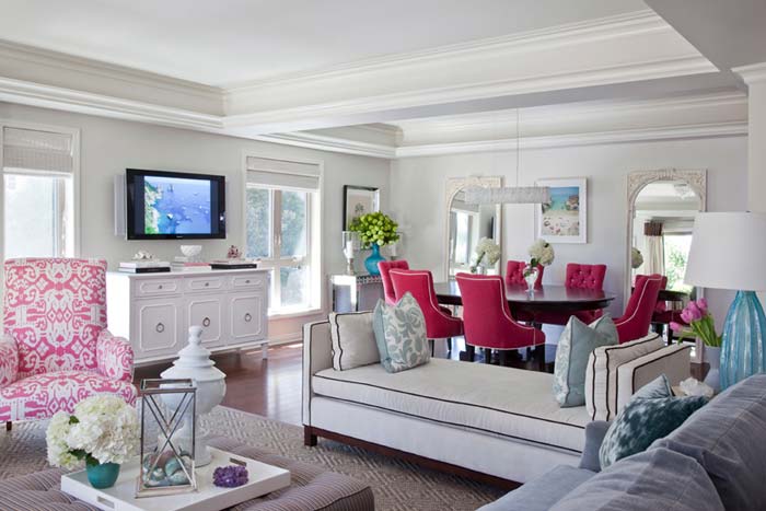 http://interiorizm.com/wp-content/uploads/2012/05/beautiful-living-room-02.jpg