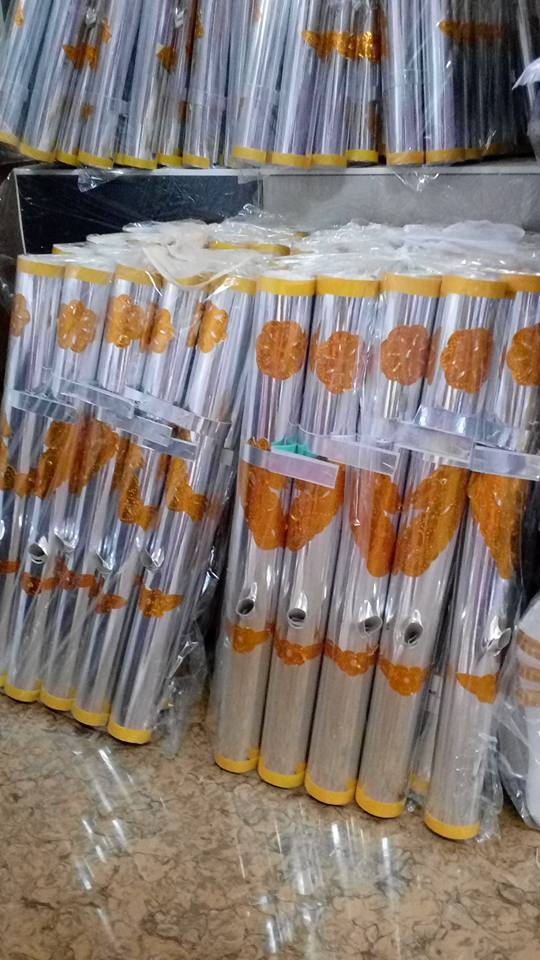 Cúng cô hồn bằng siêu xe giát vàng, thời trang hàng hiệu với quan niệm 'trần sao âm vậy' Cúng cô hồn bằng siêu xe giát vàng, thời trang hàng hiệu với quan niệm 'trần sao âm vậy'