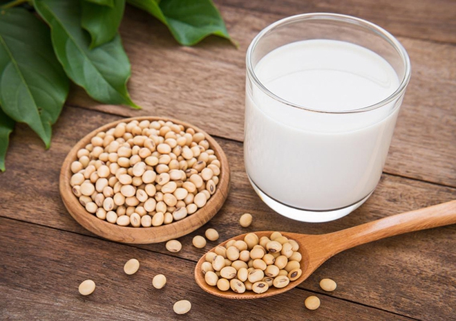 Những lưu
                                                          ý khi uống sữa
                                                          đậu nành:
                                                          Không biết
                                                          trước có thể
                                                          gây hại cho
                                                          sức khoẻ - Ảnh
                                                          1.