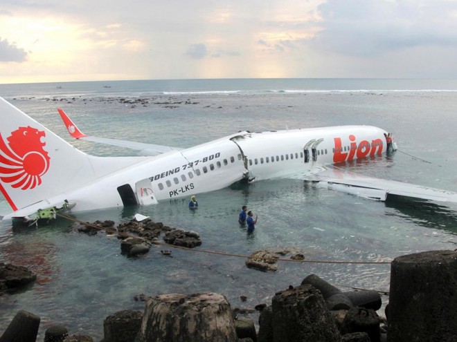 Máy bay chở 188 người lao xuống biển tại Indonesia có gì đặc biệt? - Ảnh 1.