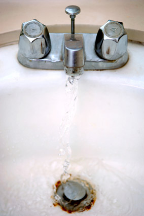 201201-orig-cleaning-impossible-sink-284x426.jpg (284×426)
