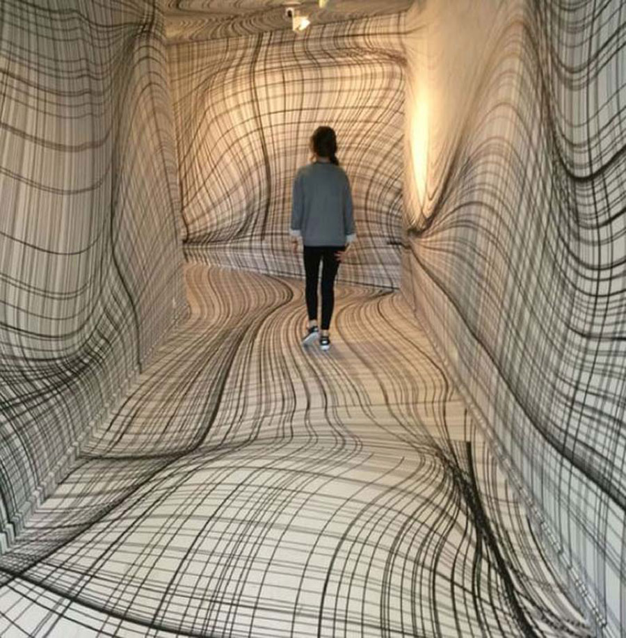 optical-illusions-hallway