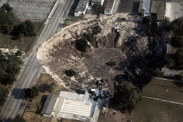 World Famous Pits and Sinkholes World Famous Pits and Sinkholes