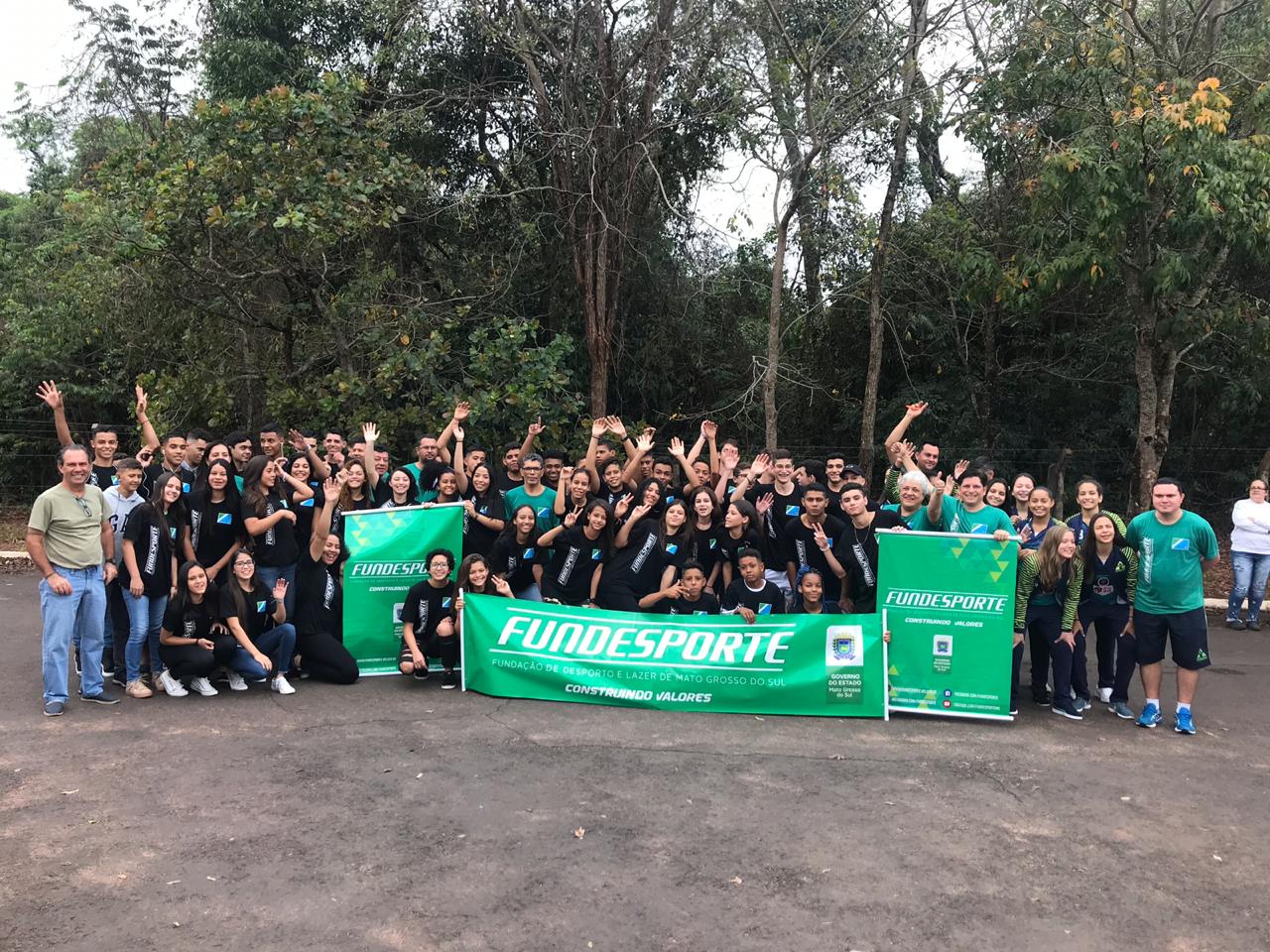 Delegação sul-mato-grossense é a primeira a desembarcar em Cascavel para disputa dos Jogos Escolares