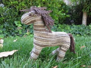 How to Knit a Horse