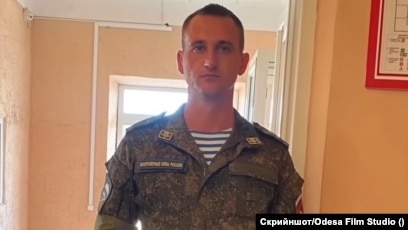Russian Paratrooper Who Condemned War In Ukraine Flees Country
