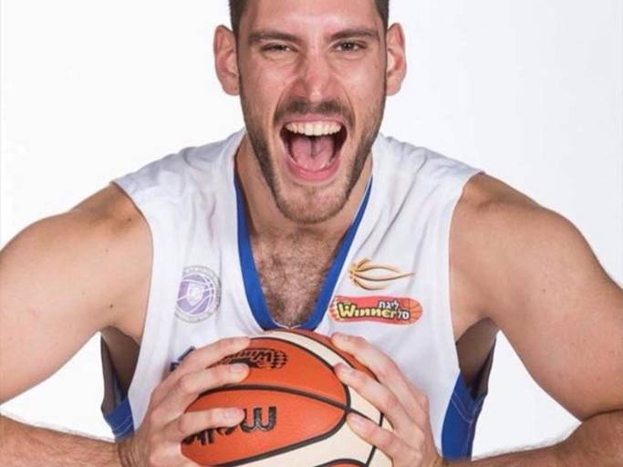 Basketball and Judaism: Daniel Tamir’s Spiritual Odyssey