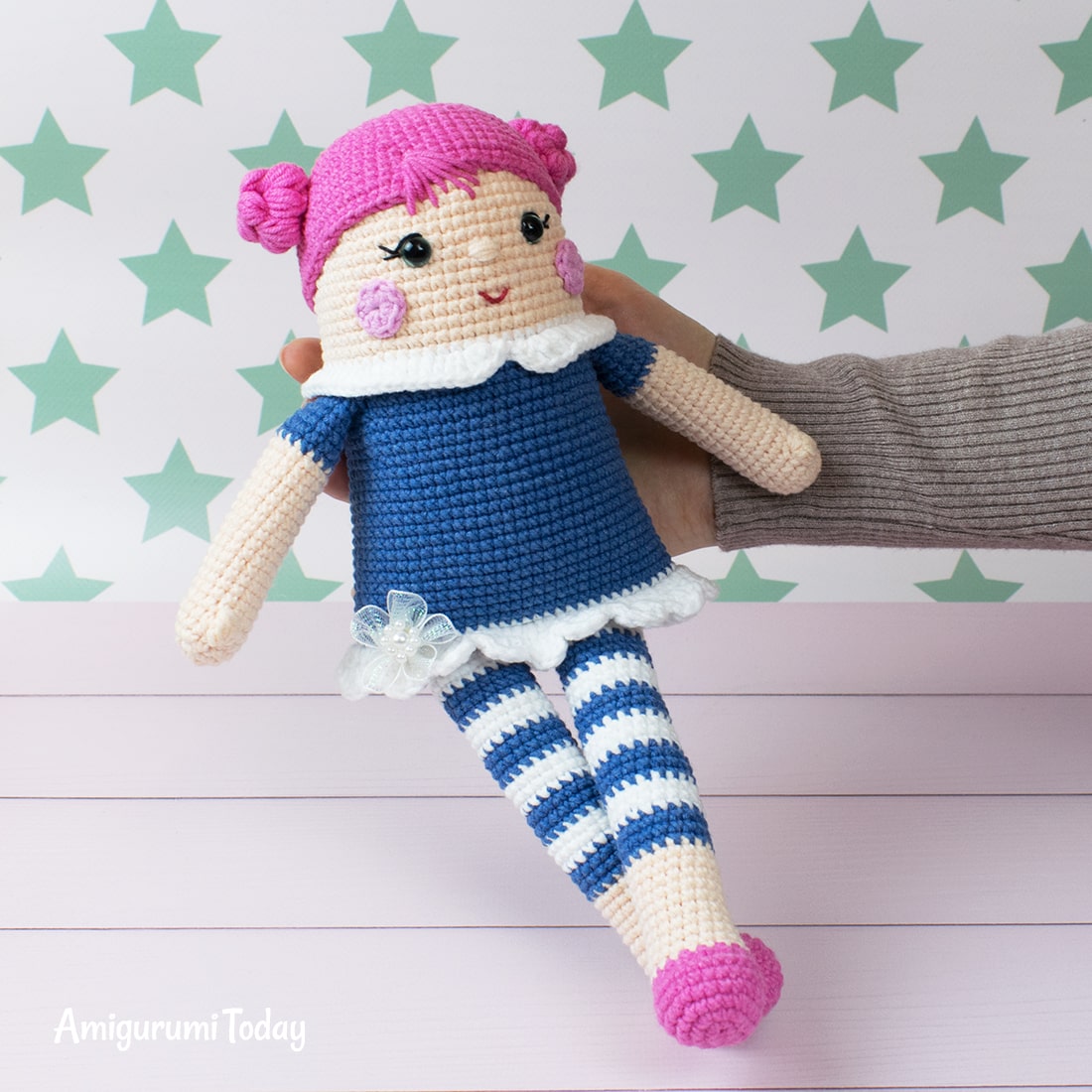 Free crocheted rag doll pattern by Amigurumi Today