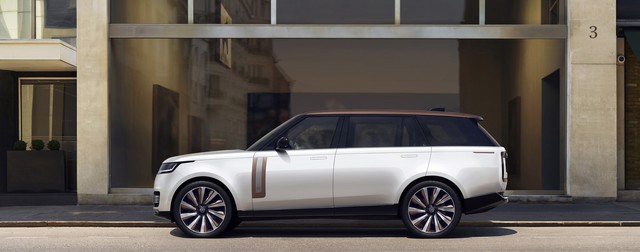 Ra mắt Range Rover 2022: Giá từ 10,879 tỷ đồng, thiết kế đỉnh cao, đã có đại gia Việt chốt đơn cọc - Ảnh 2.