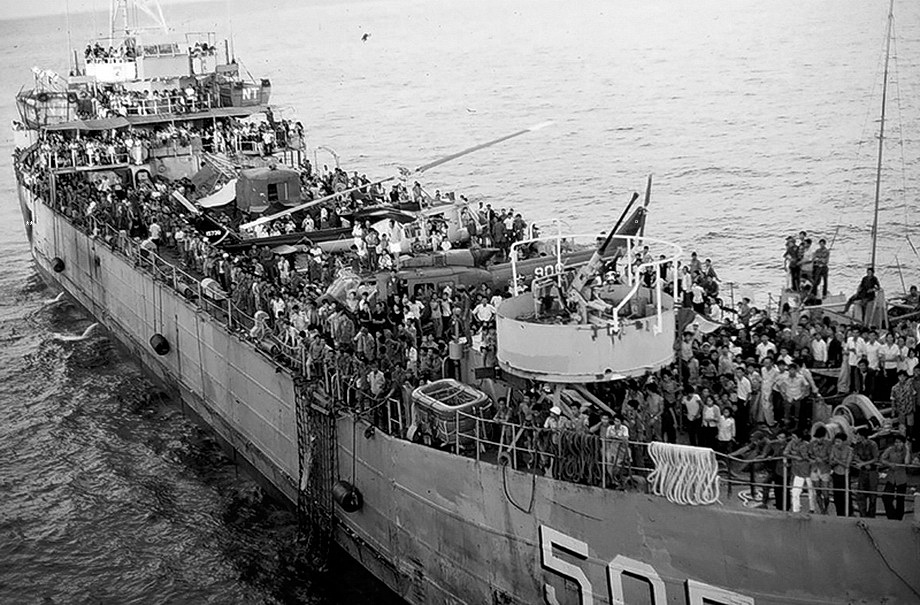 Điệp Mỹ Linh: Hải-Quân Việt-Nam Cộng-Hòa Ra Khơi, 1975 – Chuyến Ra Khơi Bi  Hùng – dòng sông cũ