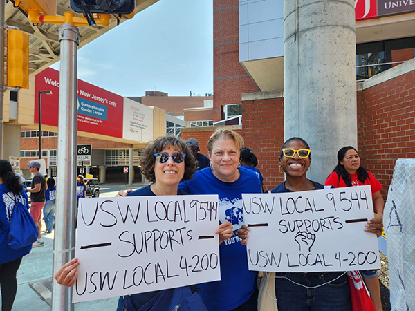 USW members are on the picket line at the Robert Wood Johnson University Hospital. USW members are on the picket line at the Robert Wood Johnson University Hospital.