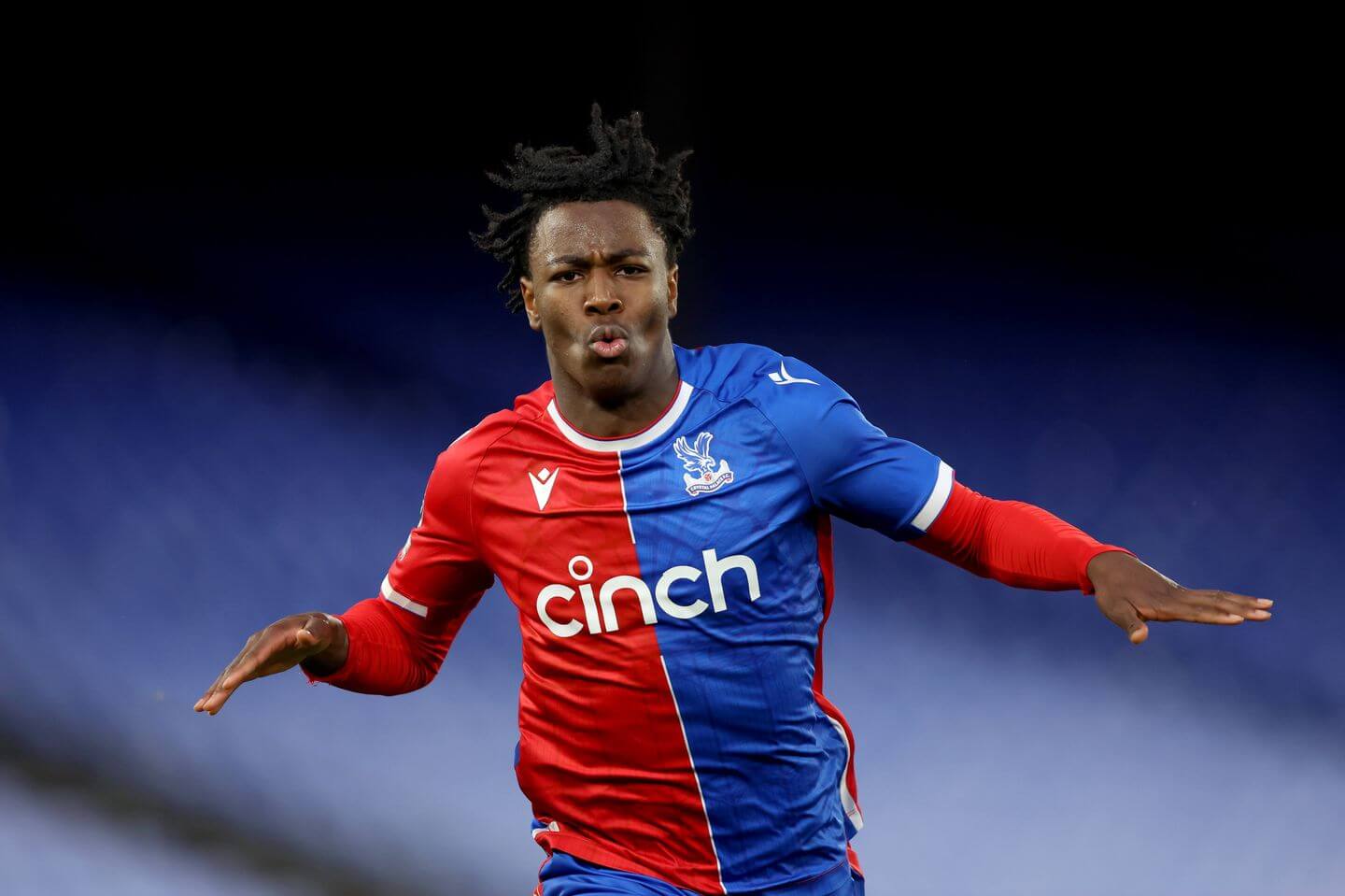 Palace youngster Umeh joining Portsmouth