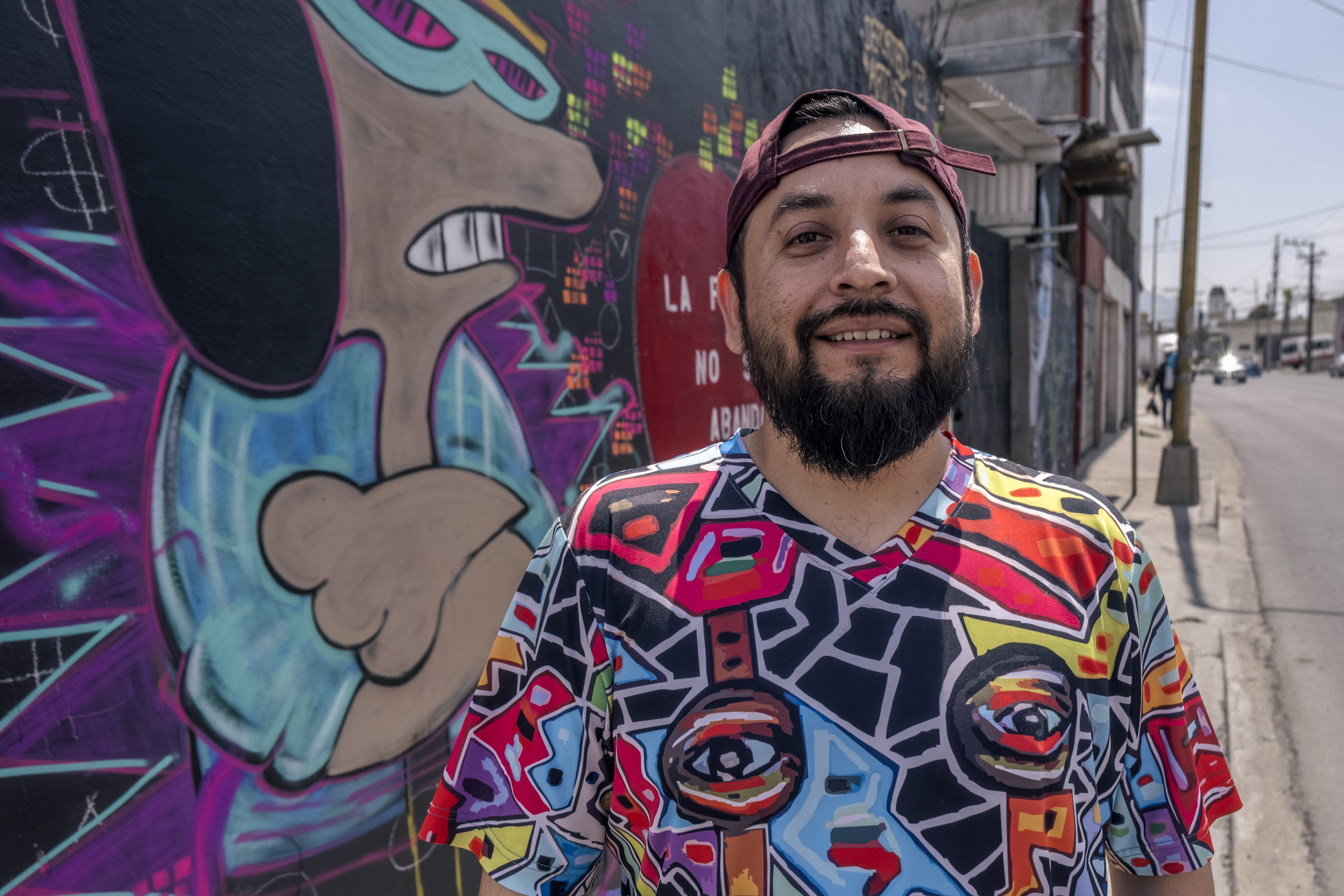 'Show up and paint': Tijuana's free-for-all approach to
street art 'Show up and paint': Tijuana's free-for-all approach to street
art