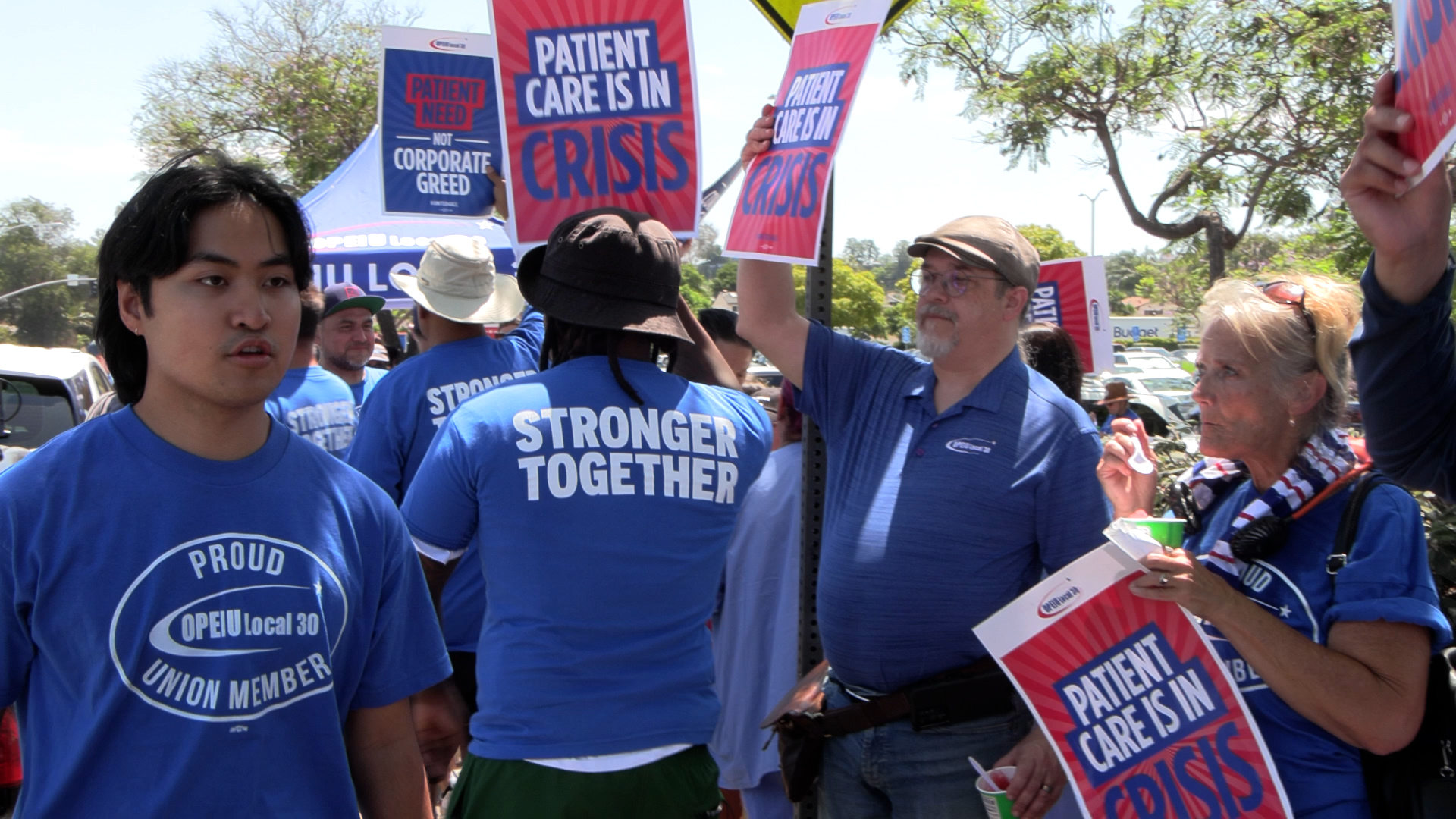 Kaiser health care workers picket over working conditions, patient care Kaiser health care workers picket over working conditions, patient care