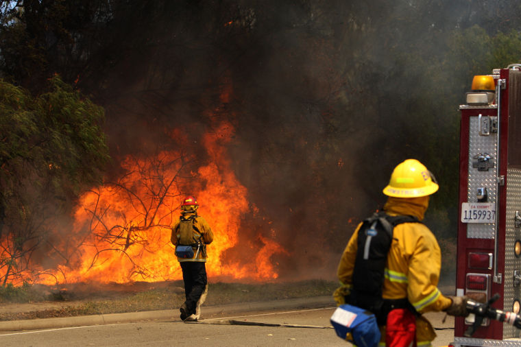 Largest US firefighter union announces legal action over 'forever
chemicals' in PPE Largest US firefighter union announces legal action over 'forever chemicals'
in PPE