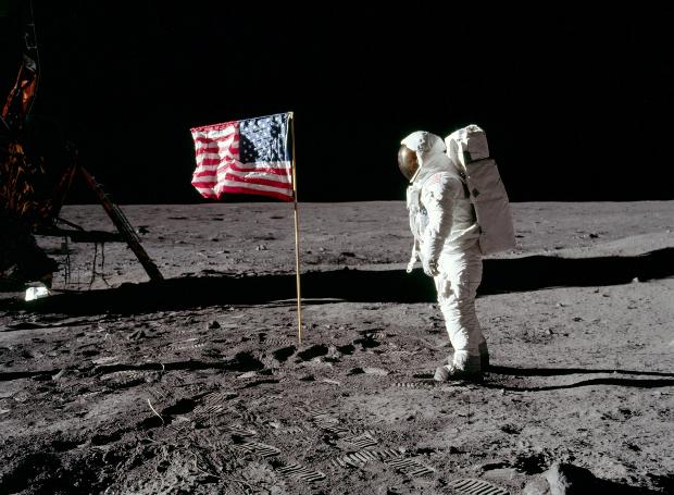 Απόλλων 11: Η πρώτη προσεδάφιση ανθρώπου στη Σελήνη