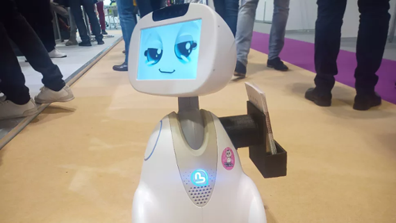 AI Robot Helping Teach