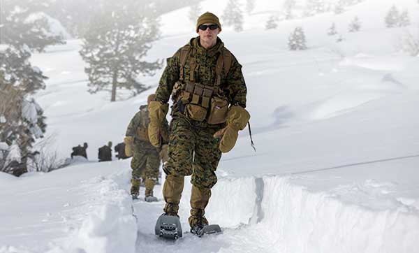 Image of service members in snow Image of service members in snow