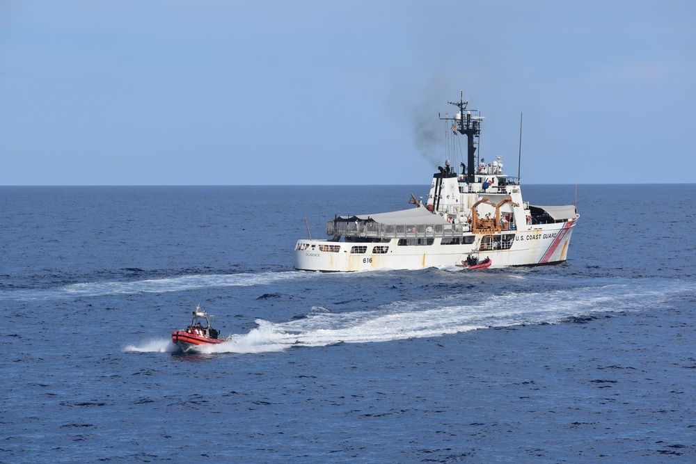 Resolute conducts an at-sea transfer with Cutter Diligence.