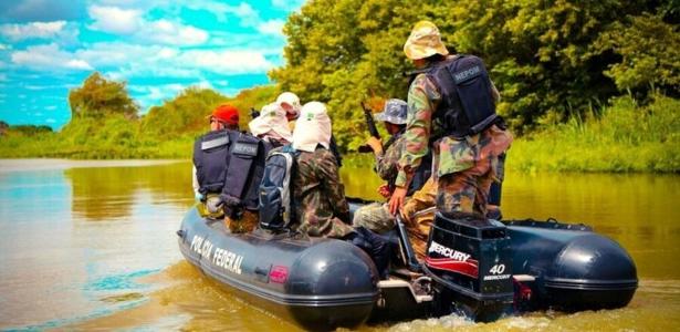 Polícia Federal faz operação contra o garimpo no Rio Tapajós (PA) Polícia Federal faz operação contra o garimpo no Rio Tapajós (PA)