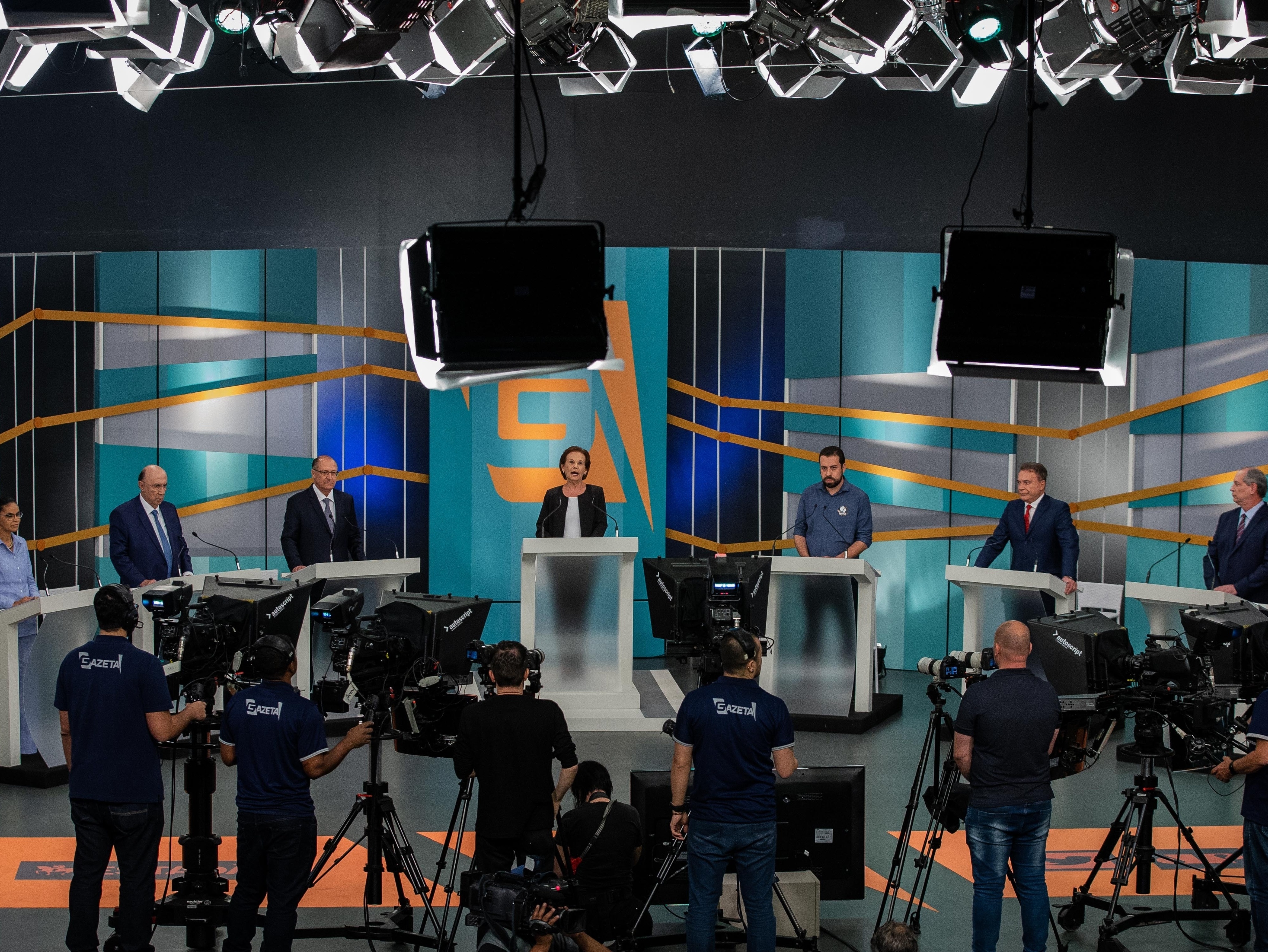 UOL/Folha/SBT promove debate a partir das 17h45; assista ao vivo