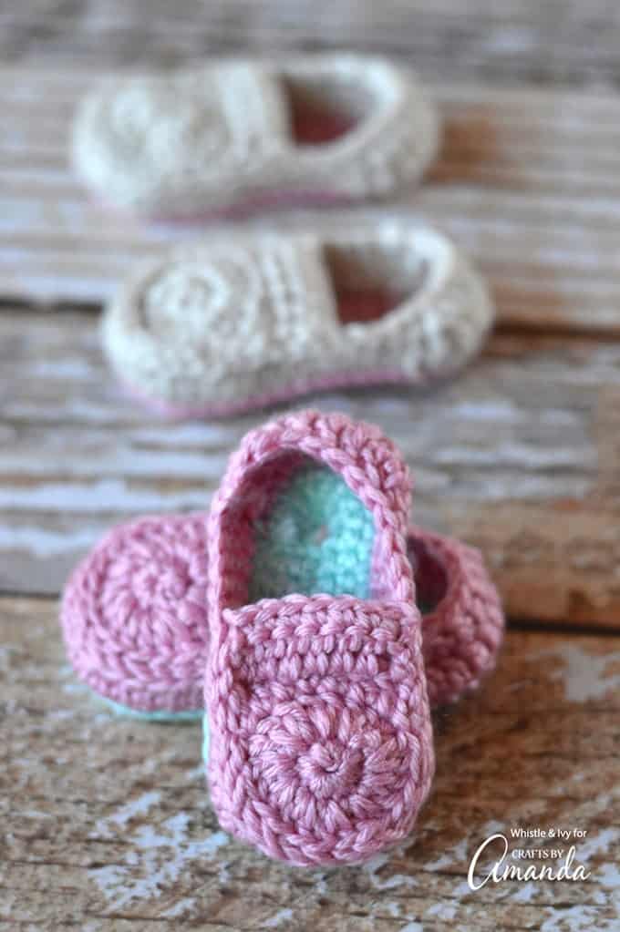 These Crochet Baby Loafers are perfectly adorable. If you have a baby shower coming up (or a due date), give these sweet little loafers a try.