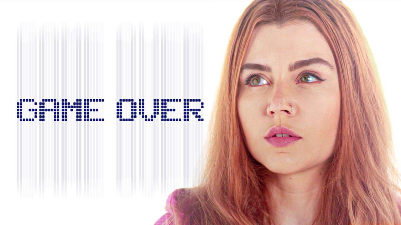 Premiada internacionalmente, Mirela Pizani conquista a web com 2 milhões de seguidores se prepara para lançamento de filme e série