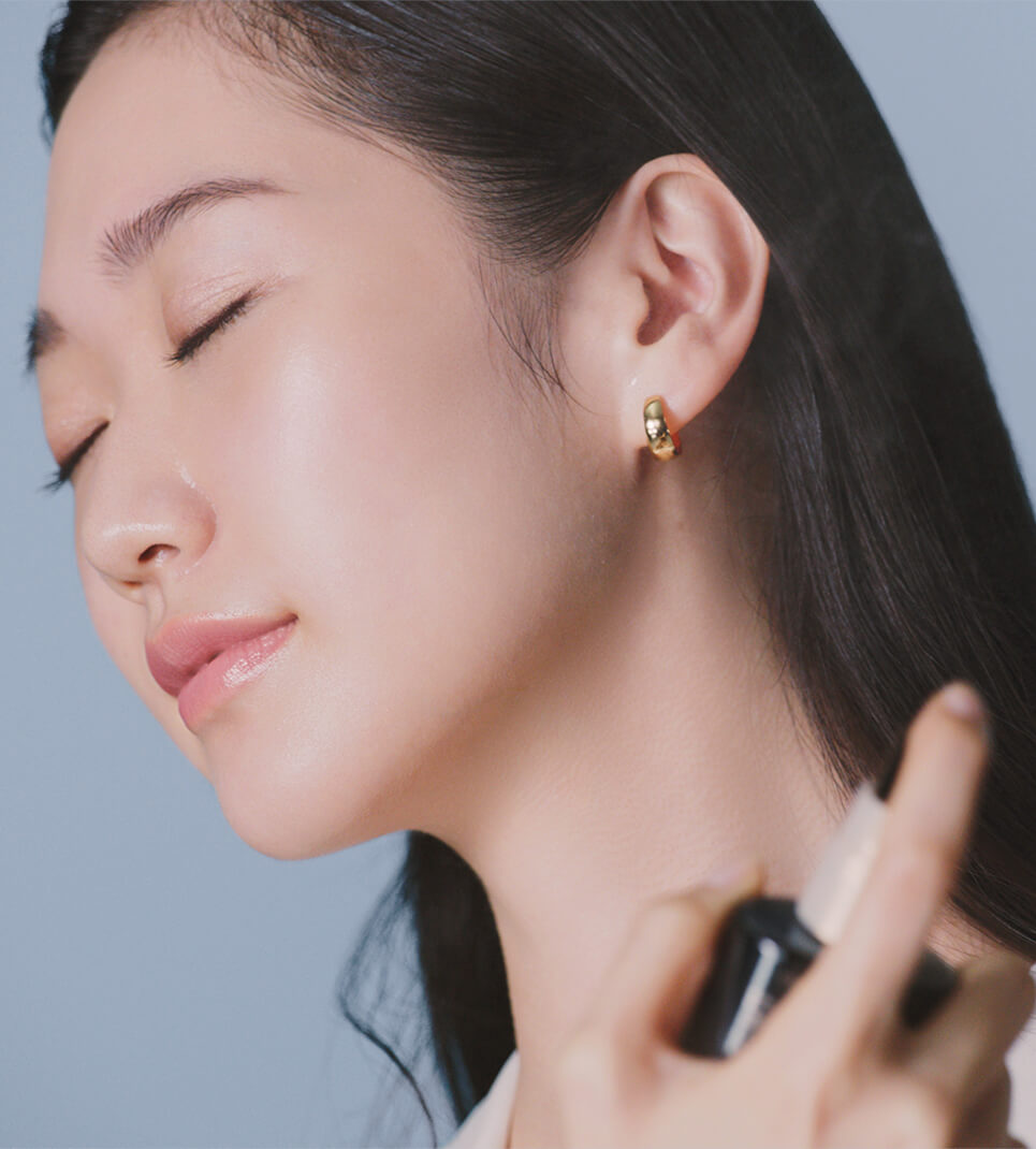 Alternate text Alternate text