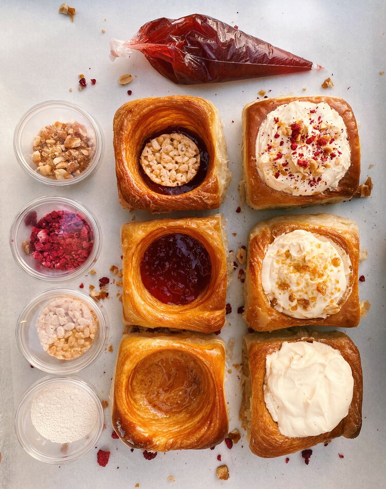 Image: https://ecp.yusercontent.com/mail?url=https%3A%2F%2Fd3k81ch9hvuctc.cloudfront.net%2Fcompany%2FTgh4nH%2Fimages%2F1a6561d5-ac08-4d87-8c1a-d6eeec51d22b.jpeg&t=1634762897&ymreqid=8d740404-57bf-d3e8-1c79-a500a0011800&sig=oQdrYLOYG4HxBZRe3o27.Q--~D Win with Buns From Home