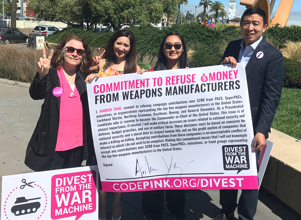 Andrew Yang with our Divest Team