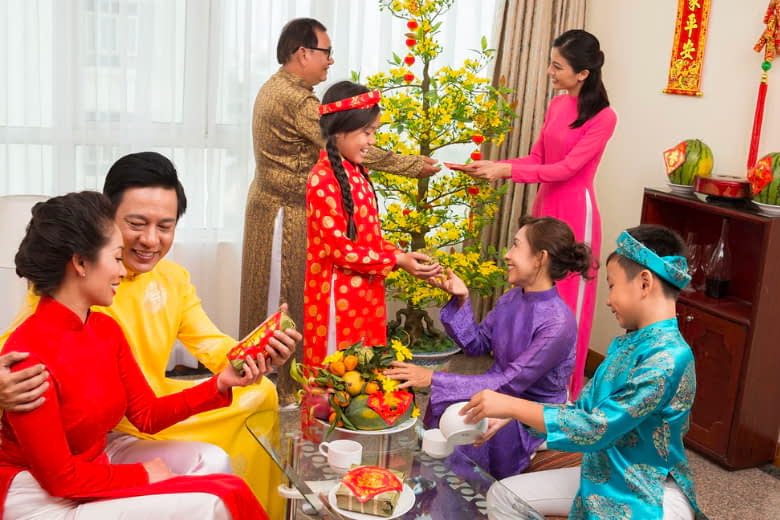Tổng hợp 17 các phong tục ngày Tết cổ truyền thiêng liêng của Việt Nam 26 phong tục ngày Tết