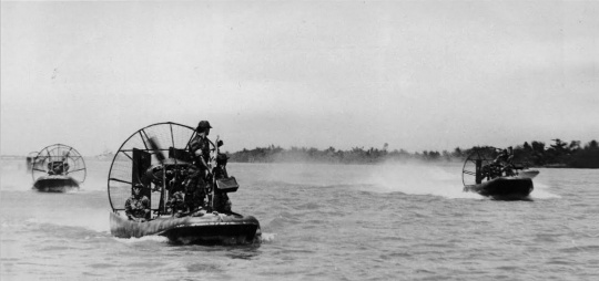 1920px-Aircats_on_the_Mekong