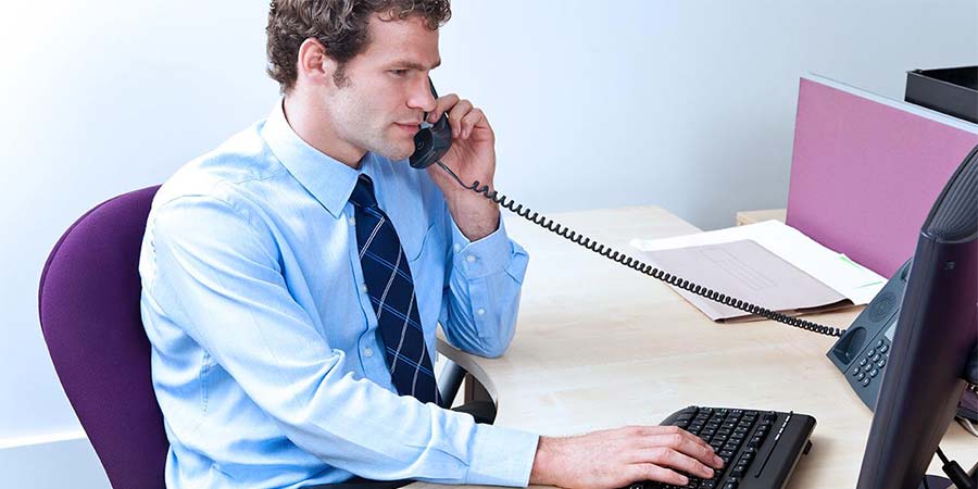 مشاوره تلفنی برای ایرانیان خارج از کشور