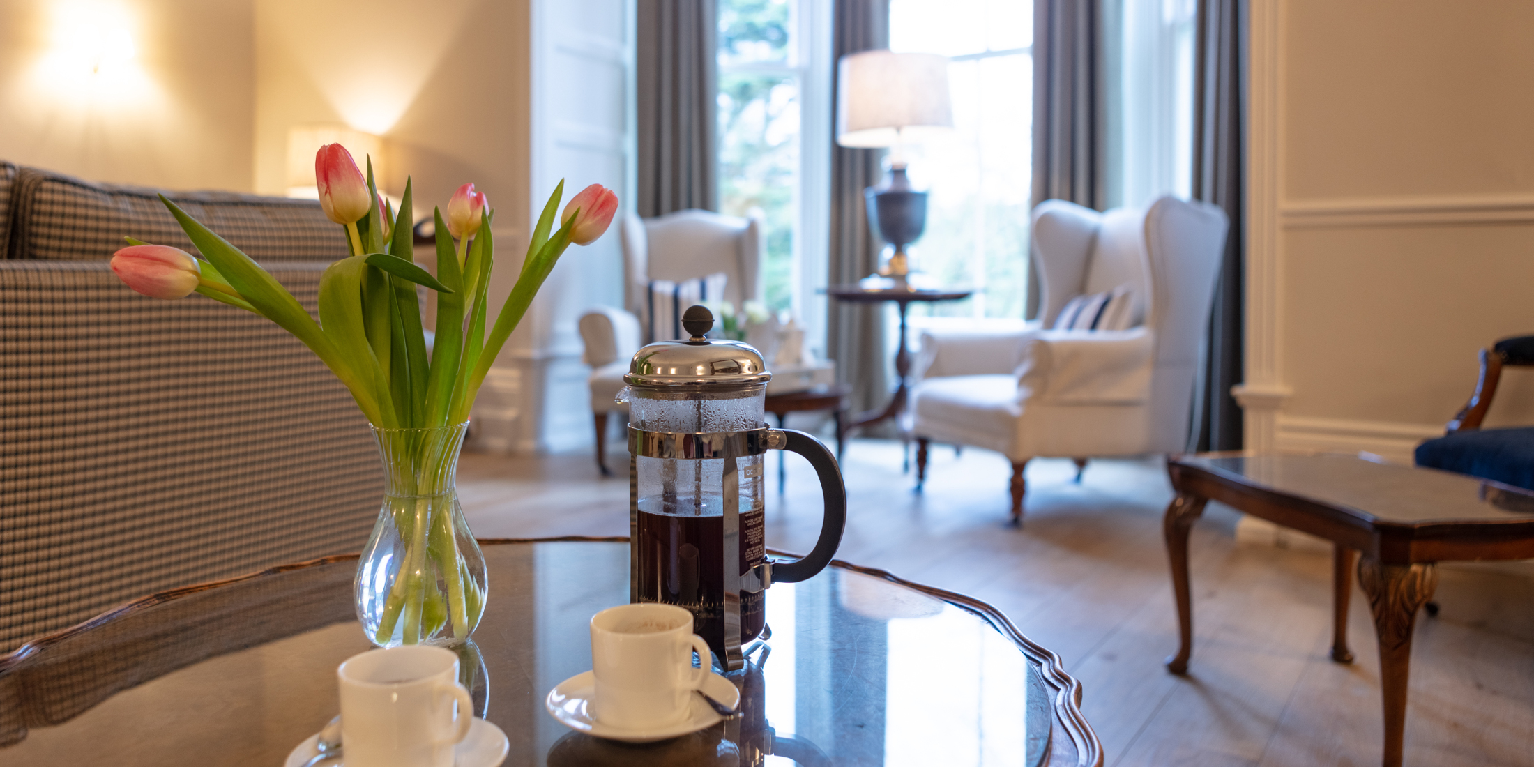 Farlam Hall back lounge-6.jpg