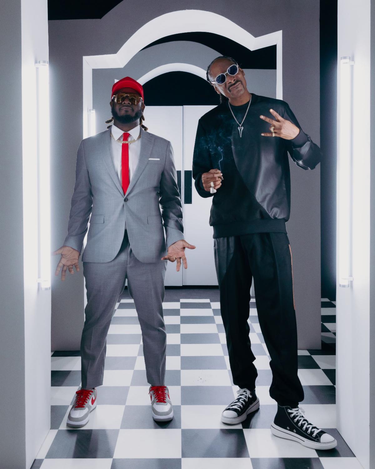 T-Pain & Snoop Dogg "That's How We Ballin" Single and Video