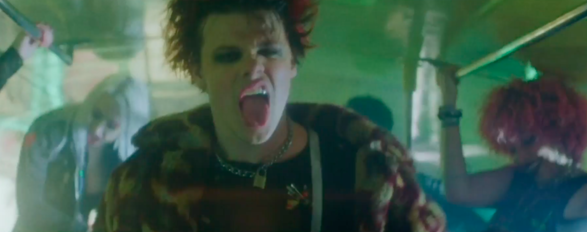 YUNGBLUD releases Vevo Footnotes video for "acting like that" (ft. Machine Gun Kelly & Travis Barker)